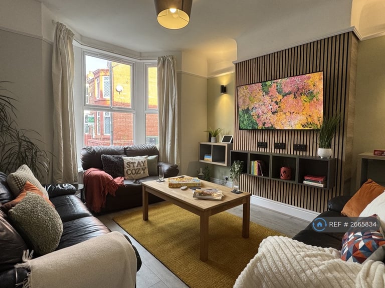 4 bedroom house in Earlsfield Road, Liverpool, L15 (4 bed) (#2665834)