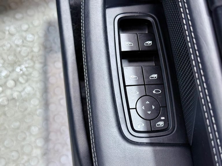 2022 72 PORSCHE TAYCAN PERFORMANCE PLUS 93.4KWH TURBO CROSS TURISMO 5DR ELECTRIC