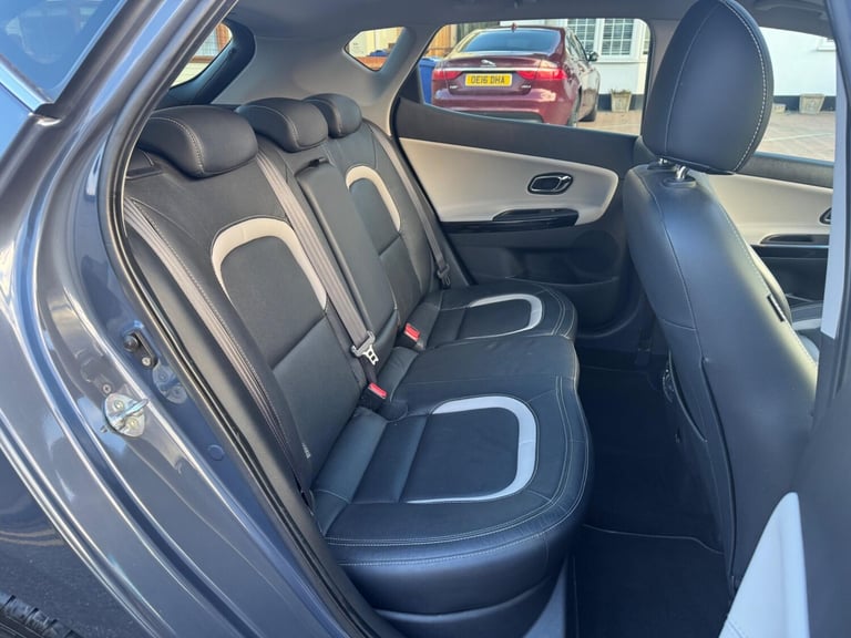 2012 Kia Ceed 1.6 GDi 4 Tech 5dr DCT HATCHBACK PETROL Automatic