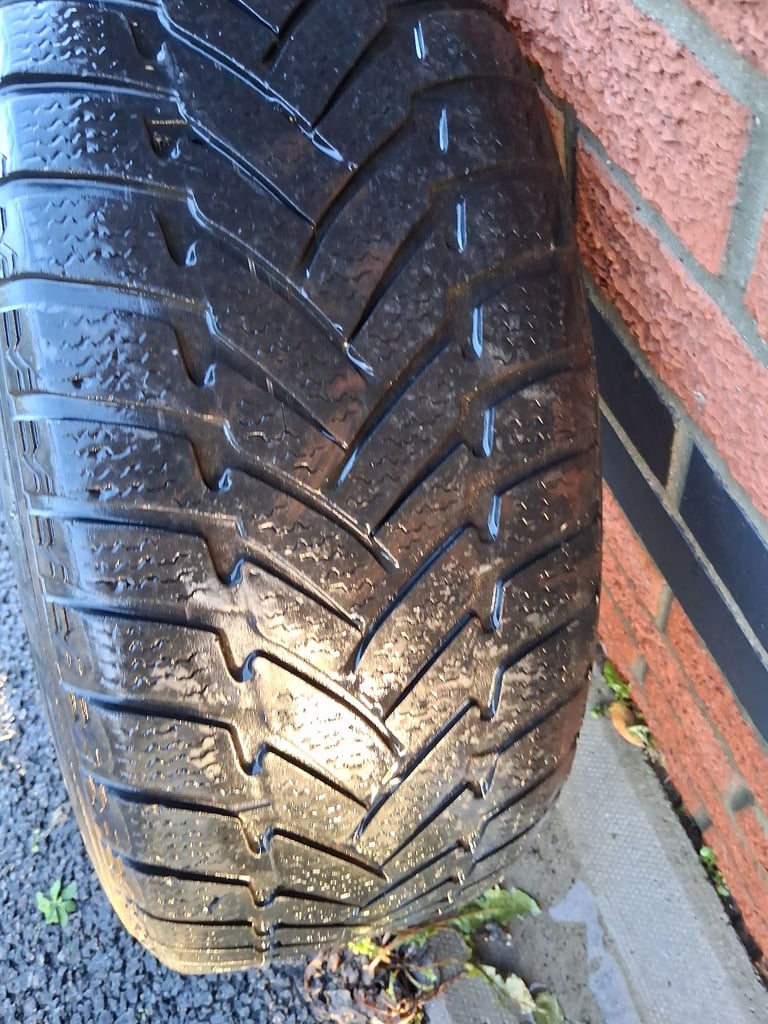 Set of 4 bmw wheels tyers. £200.00 