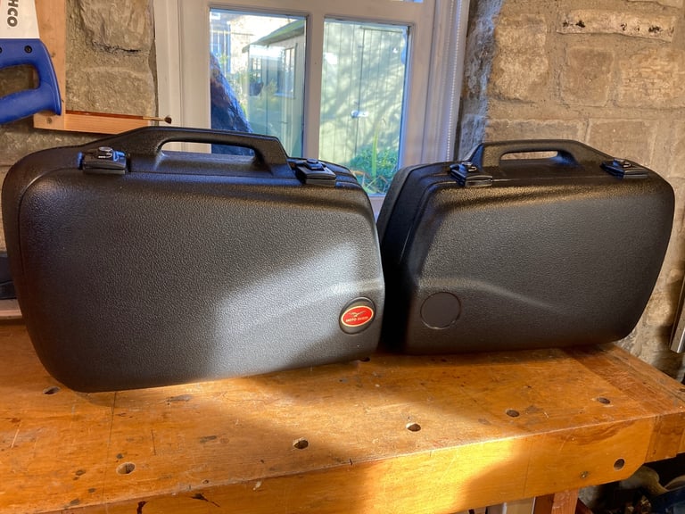 Hepco and Becker Junior 30l hard panniers Hardly used