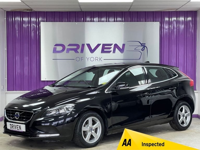 image for 2015 Volvo V40 D2 [120] SE 5dr HATCHBACK DIESEL Manual
