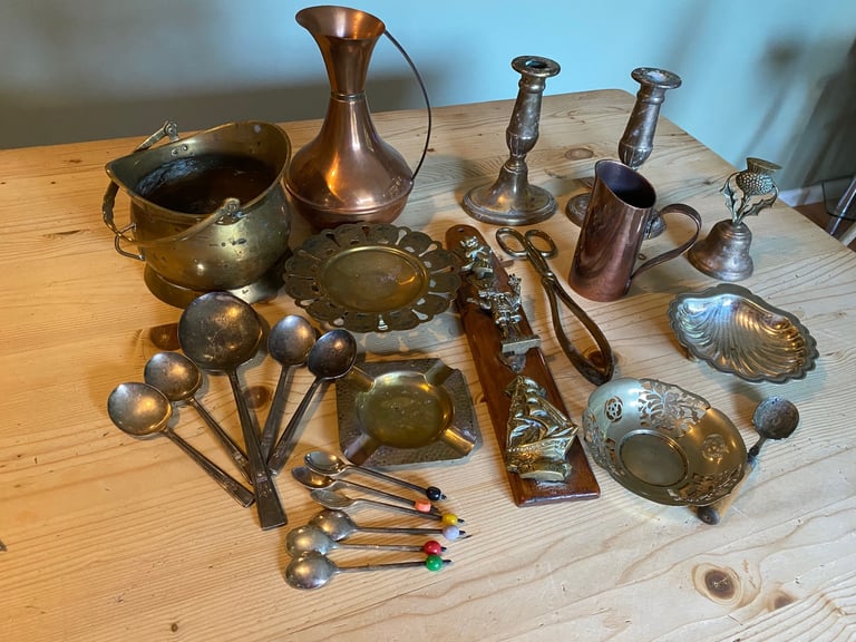 image for Job lot brass/copper/metal items