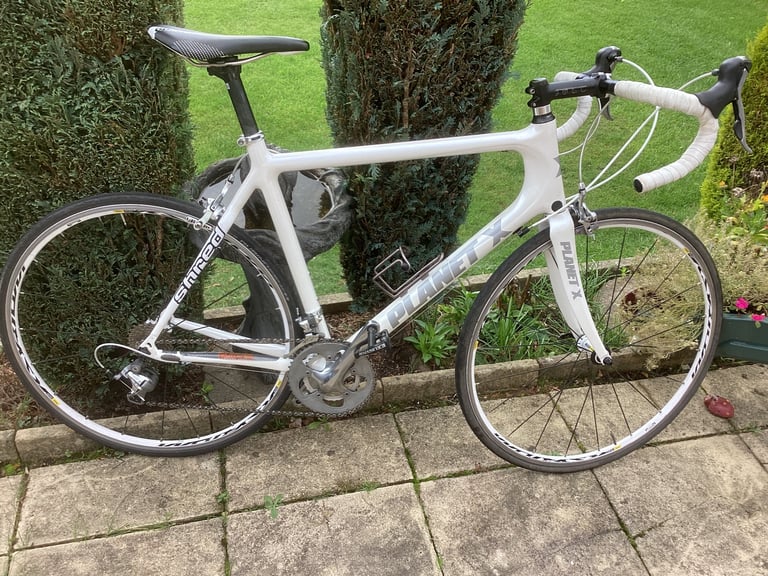 Full carbon lightweight road bike