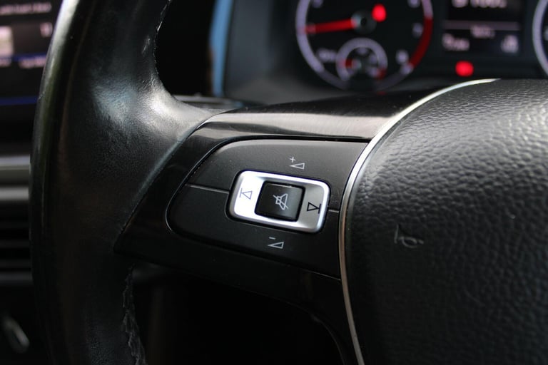 2018 Volkswagen Polo 1.0 TSI SE Euro 6 (s/s) 5dr HATCHBACK Petrol Manual