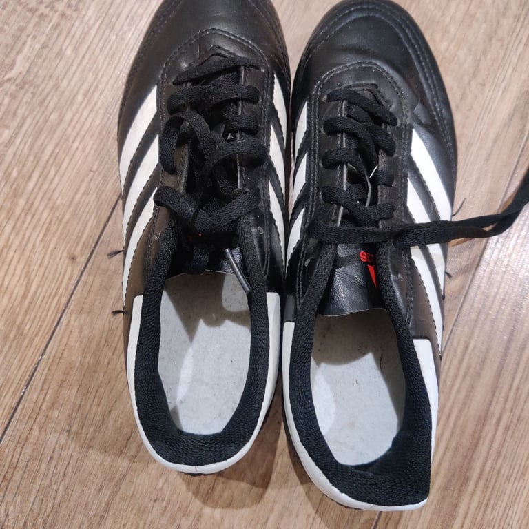 Adidas Football boots kids 