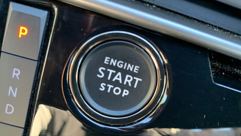 2024 Peugeot 3008 1.2 HYBRID GT SUV 5dr Petrol Hybrid e-DSC6 Euro 6 (s/s) (136 ps) SUV Hybrid Aut...