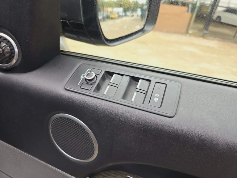 2016 Land Rover Range Rover Sport 3.0 SD V6 HSE Auto 4WD Euro 6 (s/s) 5dr SUV Diesel Automatic