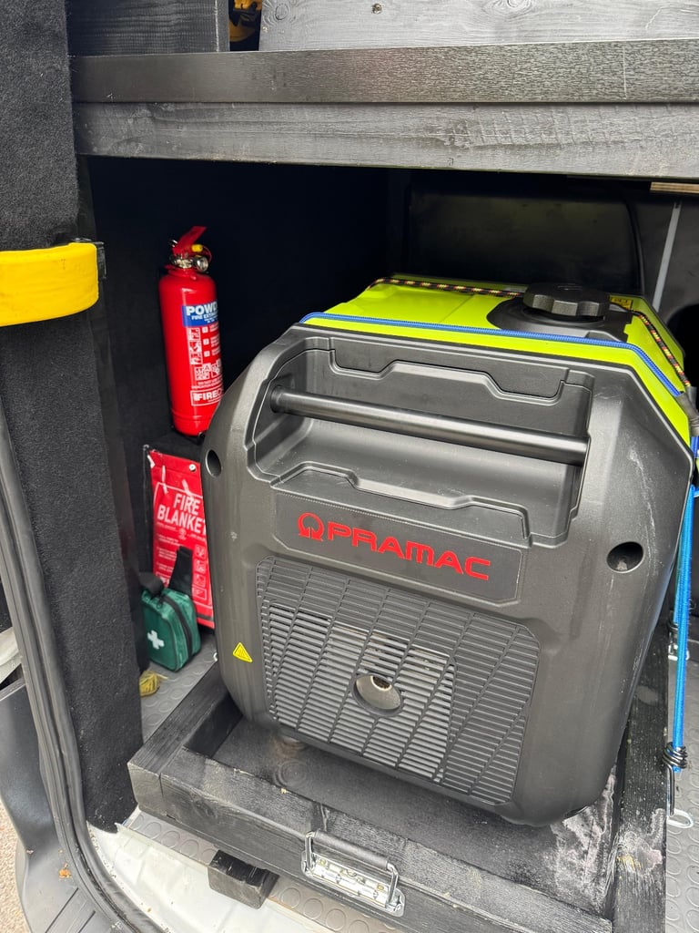 Mobile detailing Van Ford, TRANSIT CUSTOM, Panel Van, 2016, Manual, 1996 (cc)