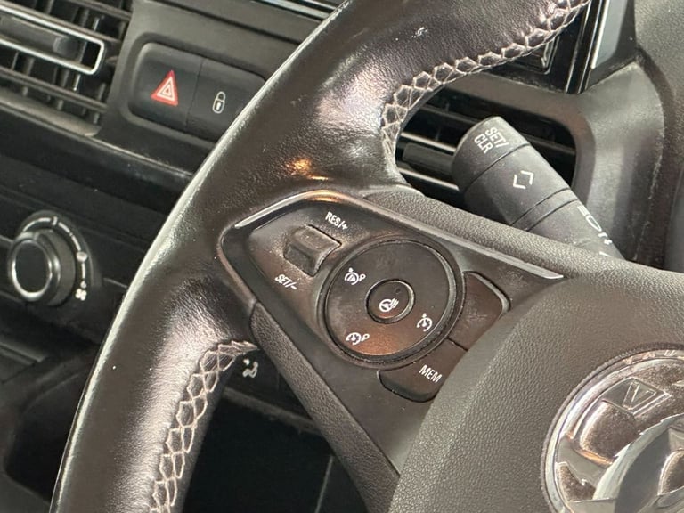 2018 Vauxhall Combo Life 1.5 Turbo D BlueInjection Energy MPV 5dr Diesel Manual Euro 6 (s/s) (100...