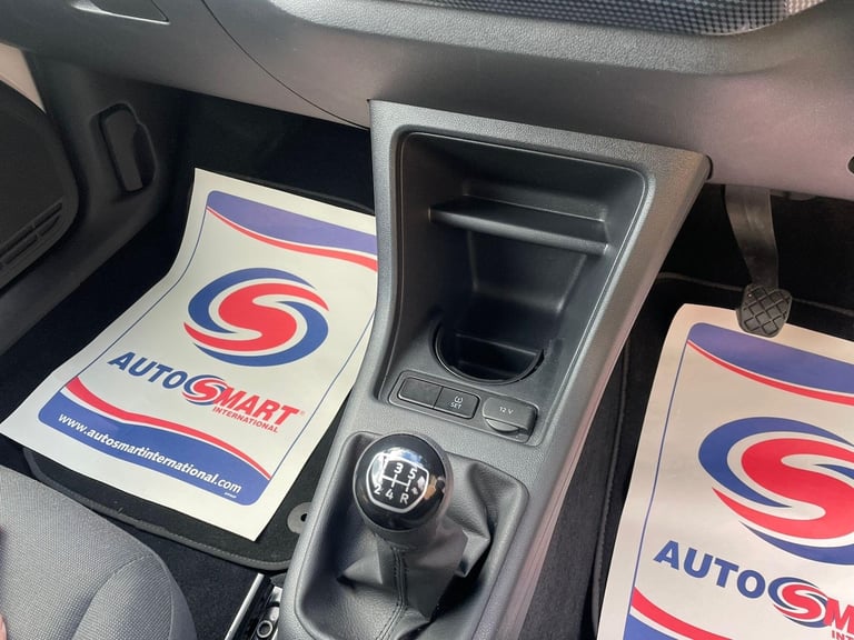 2018 Volkswagen up! 1.0 Move up! Euro 6 (s/s) 3dr HATCHBACK Petrol Manual