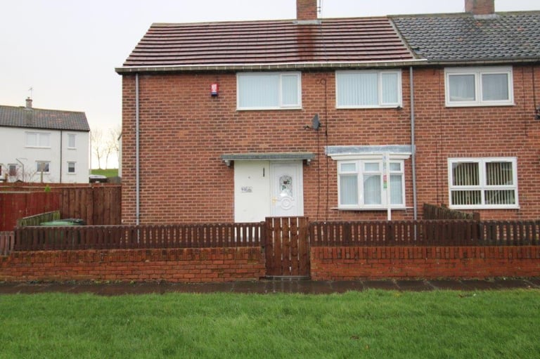 3 Bedroom House available to rent in Deckham, Gateshead