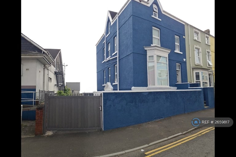 image for 9 bedroom house in Bryn Road, Brynmill, Swansea, SA2 (9 bed) (#2659817)