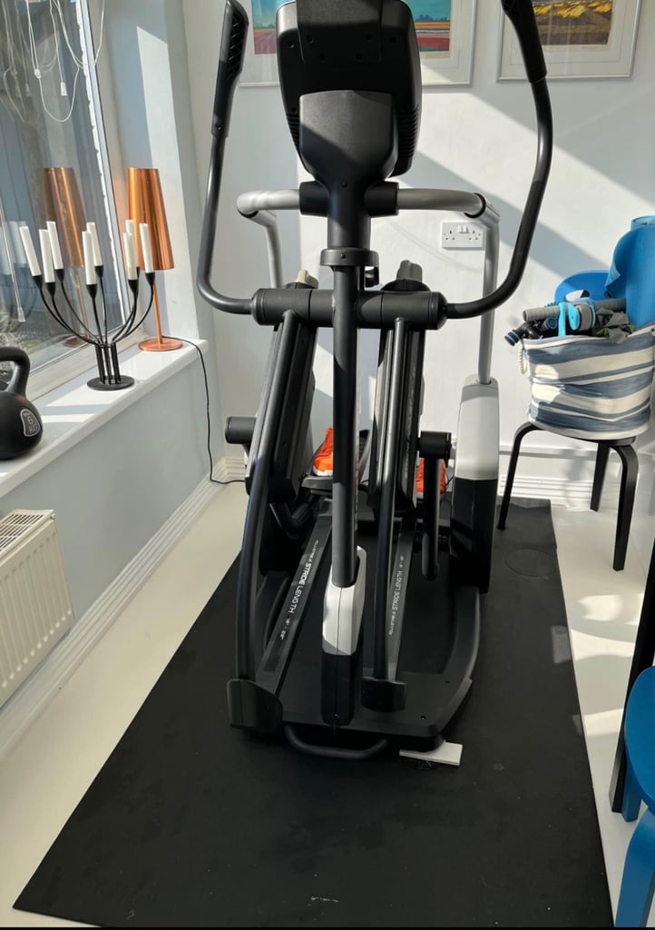 image for NordicTrack C7.5 NTEVEL89818 Manual Elliptical