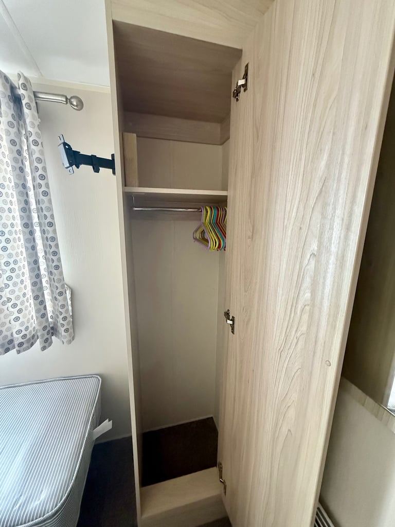 Static Caravan on Felixstowe beach caravan park