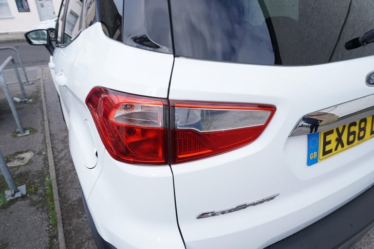 2018 Ford Ecosport 1.0T EcoBoost Titanium Euro 6 (s/s) 5dr HATCHBACK Petrol Manual
