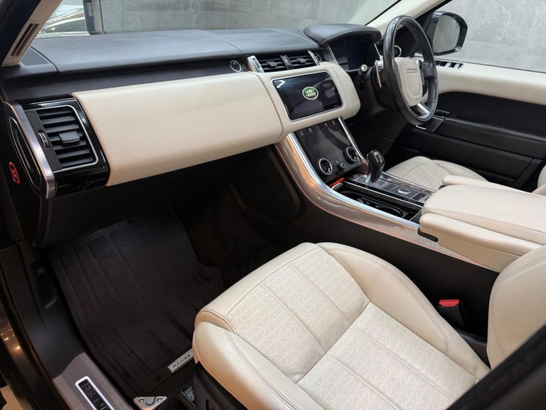 2018 Land Rover Range Rover Sport 3.0 SD V6 Autobiography Dynamic Auto 4WD Euro 6 (s/s) 5dr ESTAT...