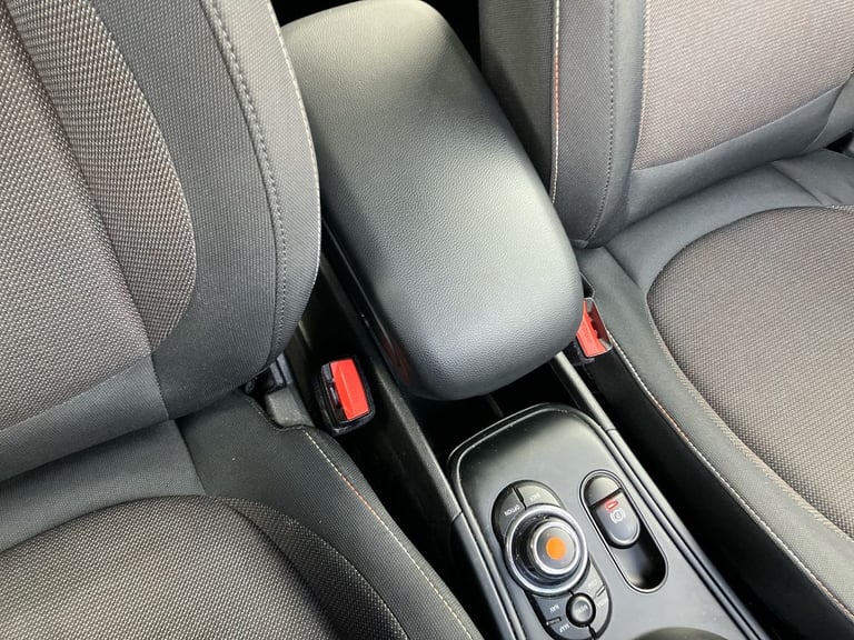 2020 MINI Countryman 1.5 Cooper Classic 5dr Hatchback PETROL Manual