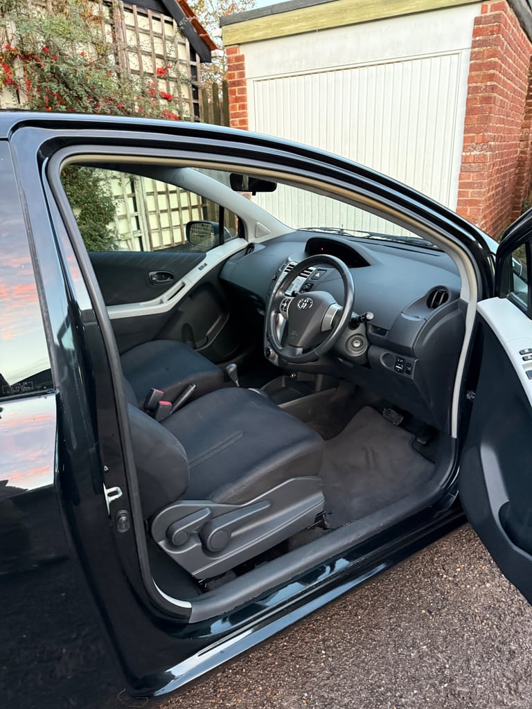 Toyota, YARIS, Hatchback, 2007, Semi-Auto, 1296 (cc), 3 doors