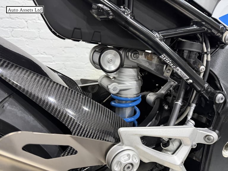 2024 BMW M 1000 R 1000 Naked Petrol Claw-shifted Euro 5 (209 ps) Naked Petrol Manual