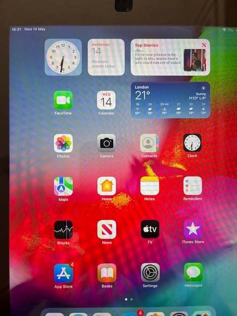 APPLE IPAD AIR 2 64GB WI-FI 9.7in SPACE GREY A1566 - USEABLE OR SPARES/REPAIR