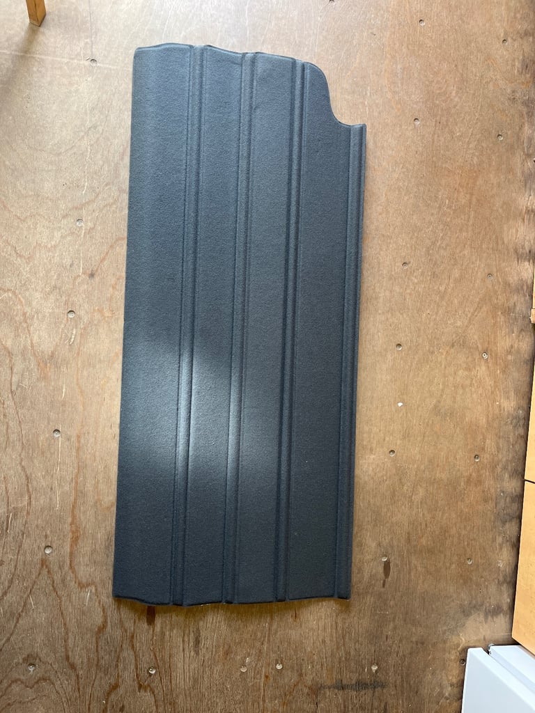 Nissan Pathfinder Tonneau Cover