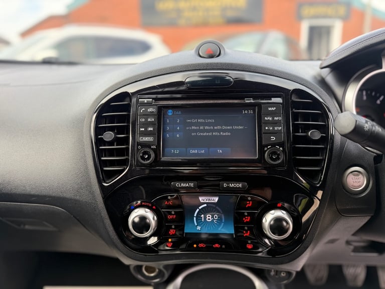 2014 Nissan Juke 1.5 dCi Tekna 5dr HATCHBACK Diesel Manual