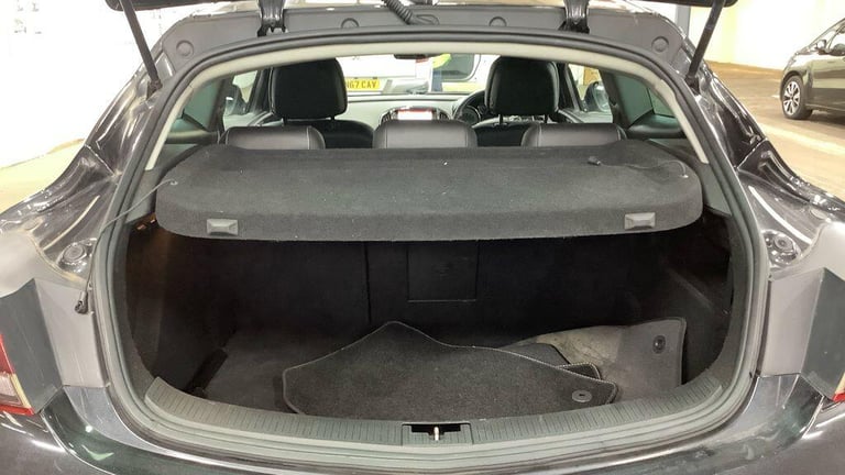 2016 Vauxhall Astra GTC 1.6T 16V 200 Limited Edition 3dr HATCHBACK PETROL Manual