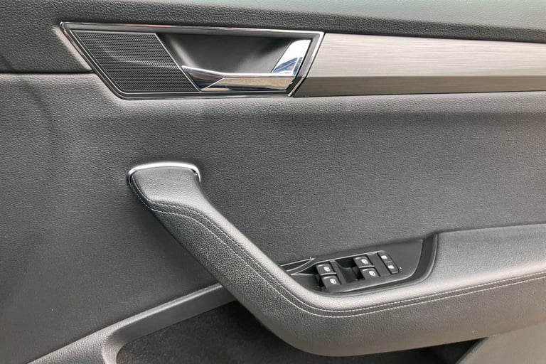 2020 Skoda Superb 1.5 TSI SE L 5dr DSG Hatchback PETROL Automatic