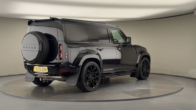 2025 Land Rover Defender 110 3.0 D250 MHEV X-Dynamic SE Hard Top SUV 5dr Diesel Auto 4WD MWB Euro...