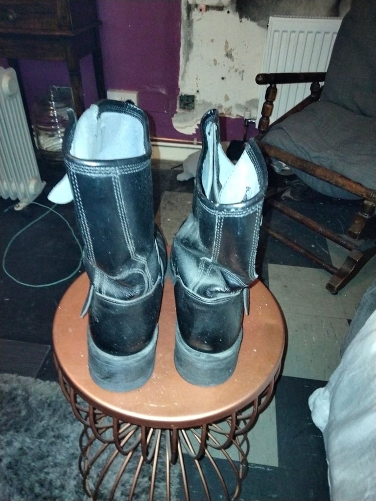 Hermon survivor motorcycle boots size ten 