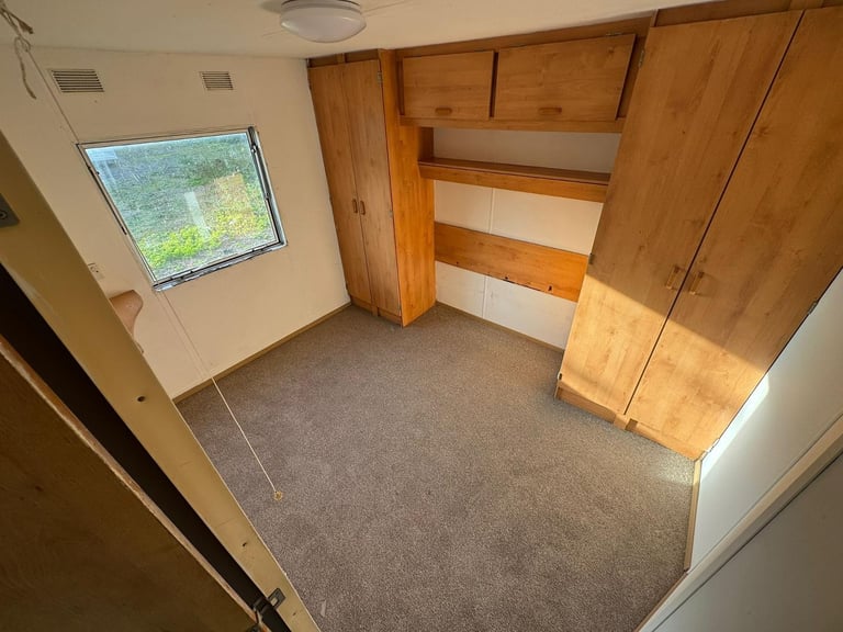 Cheap 35x12ft Static Caravan - New Carpet - Offsite Sale for Own Land, Farms