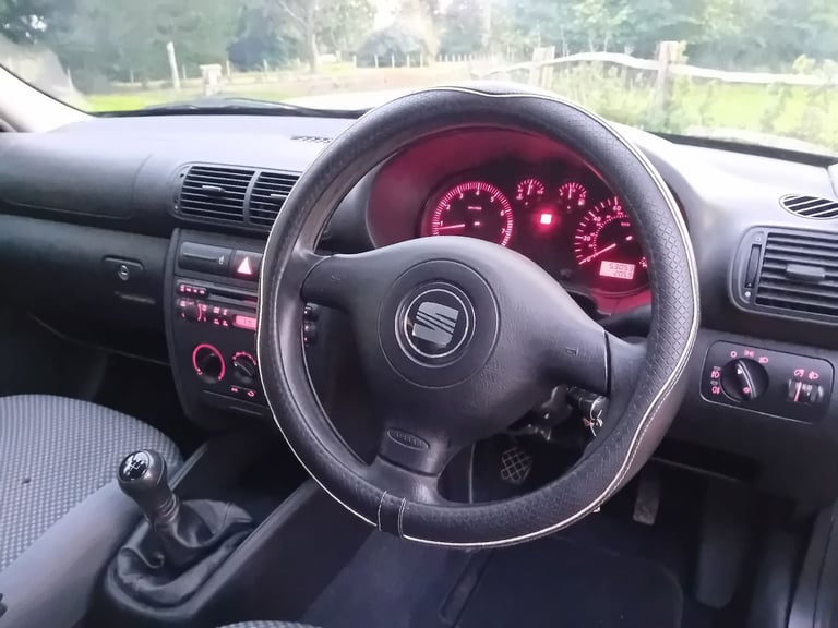 Seat, LEON, Hatchback, 2005, Manual, 1597 (cc), 5 doors