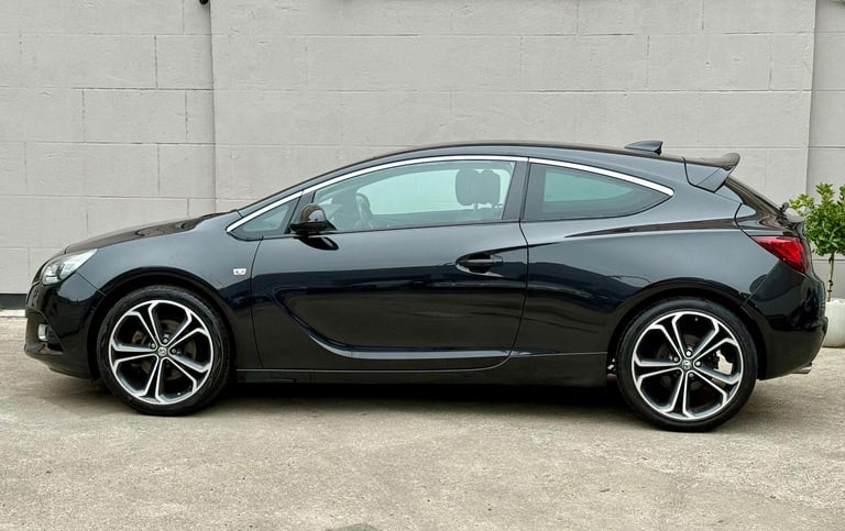 2016 VAUXHALL ASTRA GTC 1.6 i Turbo Limited Edition Black Manual Petrol