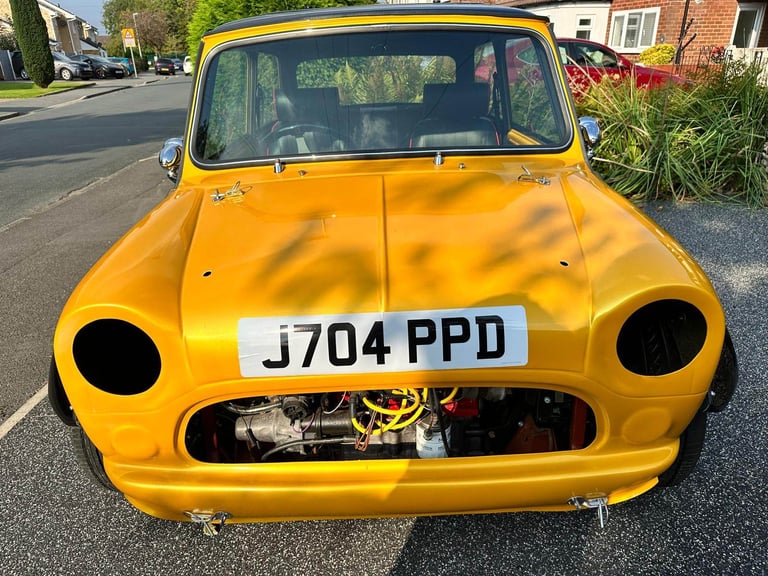 Mini cooper 1380 .