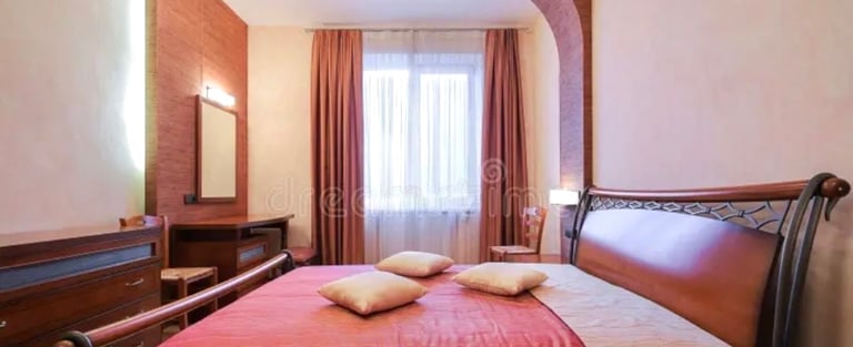 (Not a studio)Double room available now Postcode W6 8NX