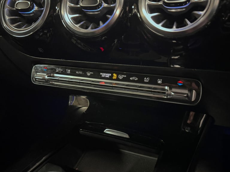 2022 Mercedes-Benz A-Class 1.3 A250e 15.6kWh AMG Line Edition (Executive) Saloon 4dr Petrol Plug-...