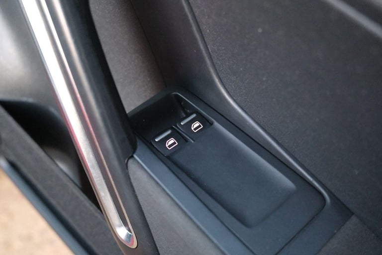 2025 Volkswagen BEETLE AUTO 1.2 TSI Design Hatchback 3dr Petrol DSG Euro 5 (105 ps) PETROL Automatic