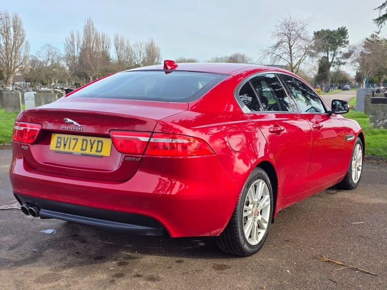 2017 Jaguar XE 2.0d Prestige Auto Euro 6 (s/s) 4dr Saloon Diesel Automatic