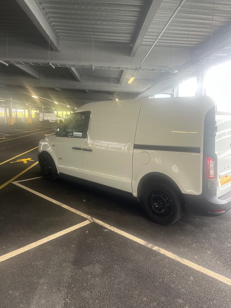 🚐 Man With a Van – Ilkeston, Nottingham & Derby (Early Morning Service)