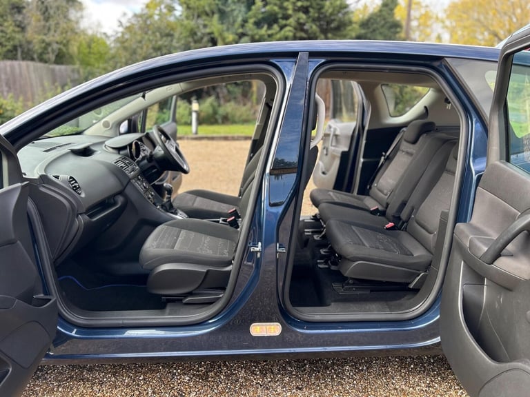 2013 Vauxhall Meriva 1.4 16V Exclusiv Euro 5 5dr MPV Petrol Manual