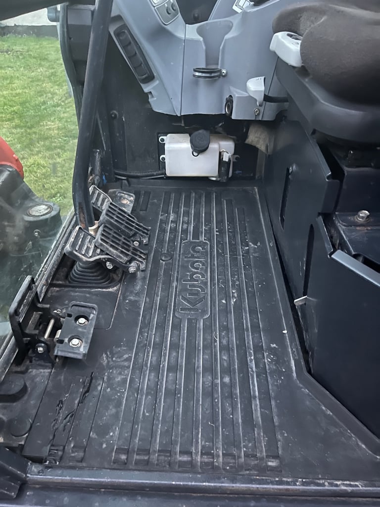 Kubota mini digger 