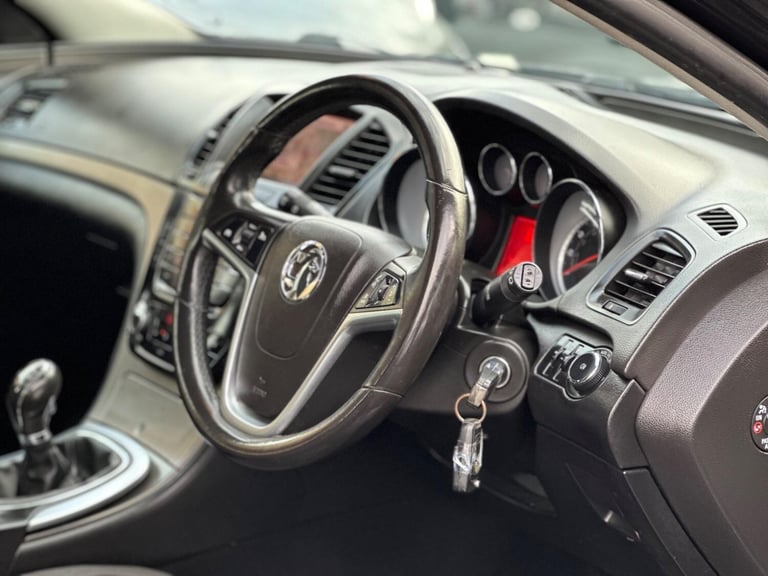 2010 Vauxhall Insignia 2.0 CDTi ecoFLEX Exclusiv Nav Sports Tourer Euro 5 5dr ESTATE Diesel Manual