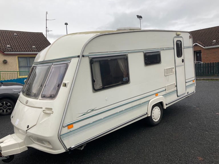 4-5 berth caravan 