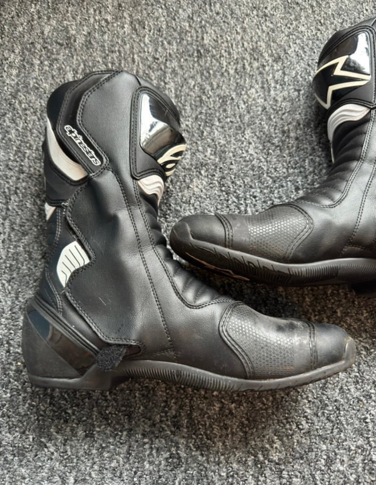 Alpinestars boots