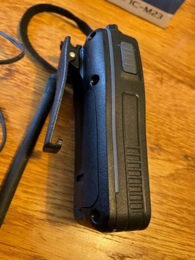 Icom vhf transceiver 