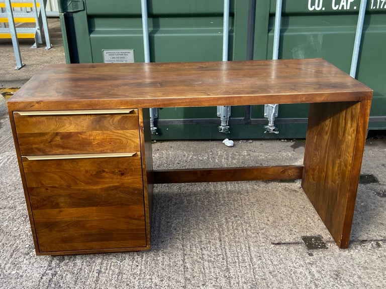 Wooden Desk one drawer one door 