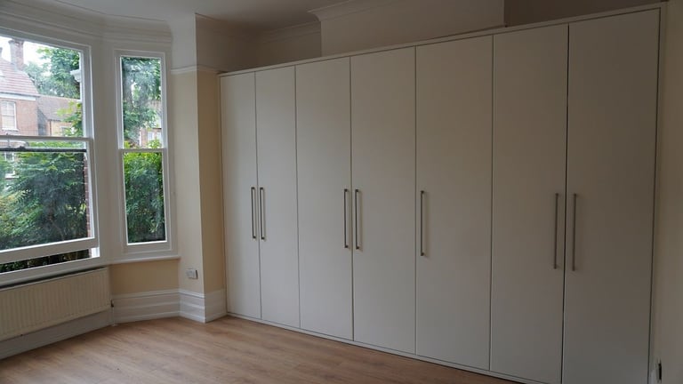 New completely refurbished one bed garden flat