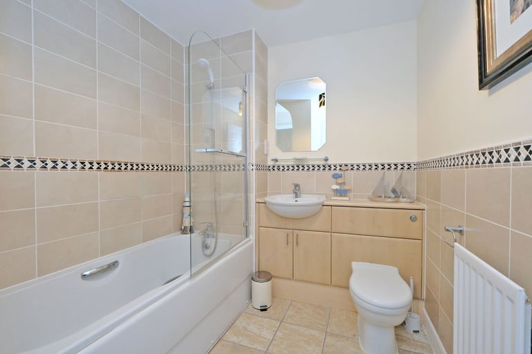 Luxury 5 Bedroom Townhouse in Cults, Aberdeen