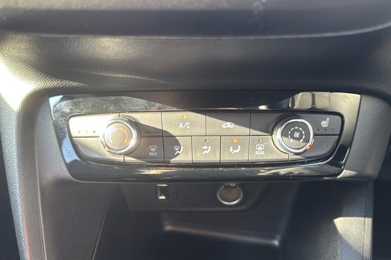  Vauxhall Corsa 1.2 Turbo Elite Hatchback 5dr Petrol Auto Euro 6 s/s 100 Ps